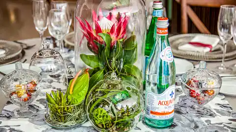 Christie's at 32 on Russell