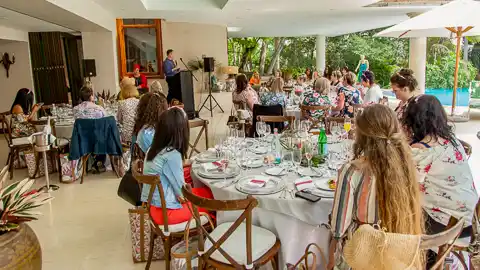 Christie's at 32 on Russell